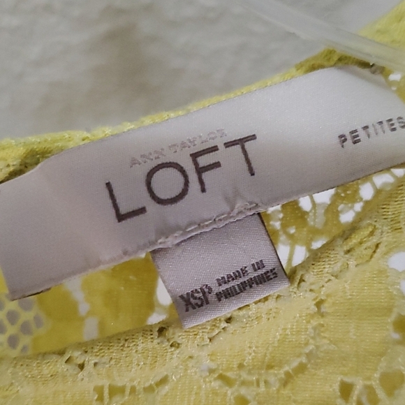 Ann Taylor Loft Petites yellow lace, sz XSP - Picture 2 of 3